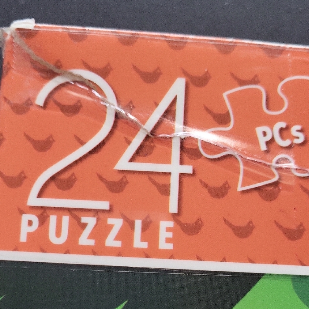 Spin Master Space and Monster Puzzle Sets - Picture 6 of 8